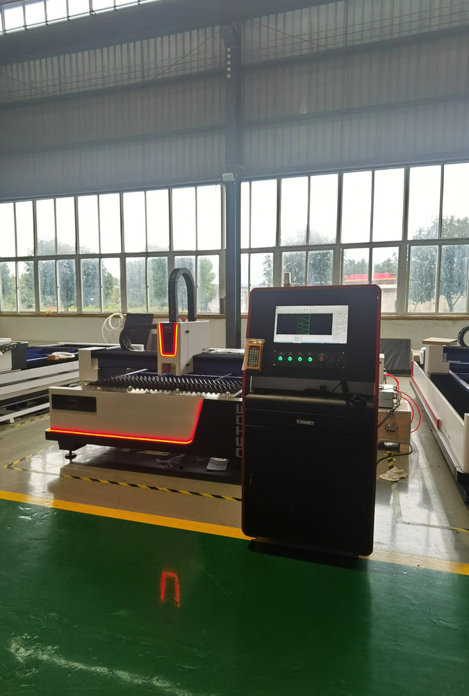 3015 3000W Fiber Laser Cutting - Industrial Laser Cutting Machine Price review and price